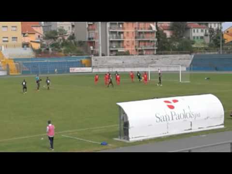 Serie D, Savona-Gavorrano: Miraglia vola a deviare in angolo una punizione avversaria