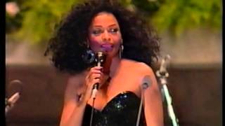 Ain't No Mountain High Enough -1996- Diana Ross live in Budapest-