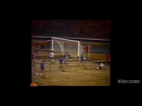 Cup winners cups 1981-82 1 leg 1/4 final.Legia Warshawa vs Dinamo Tbilisi-0,:1(Sulakwelidze 9 min,,)