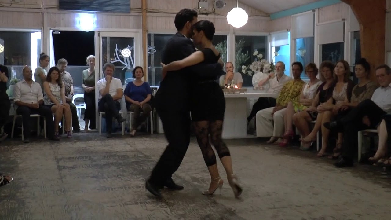 Maral Kojayan & Mariano Laplume in Milonga La Cantina (1)"La Bruja"J.d'Arienzo