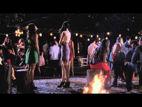 Pretty Little Liars - 03x09 - Cece talks to Aria + Spencer; Aria calls Wesley