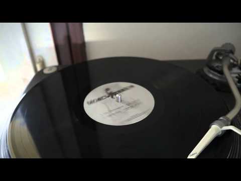 Binary Bassline 01 - A1 - Dr. Fernando! - Aceticacid