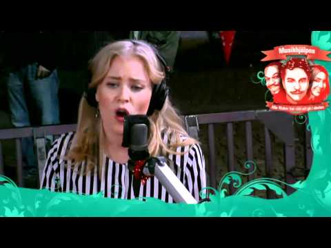 Linda Sundblad - Trasig (Live Musikhjälpen 2011)