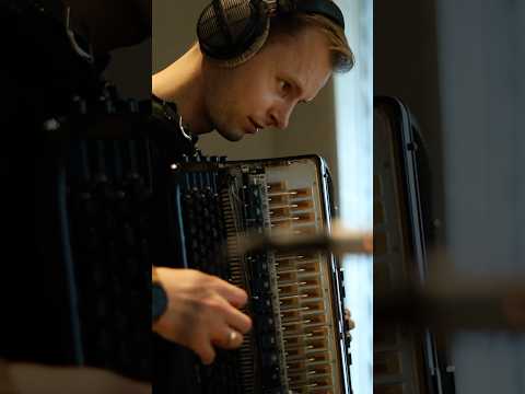 Arek Czernysz Quartet (accordion, trumpet, double bass, drums) - new jazz single out 11th July!