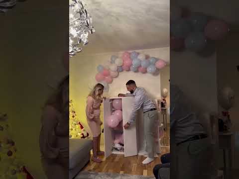 Boy or girl? #genderreveal #ohbaby #boyorgirl #pregnant #baby