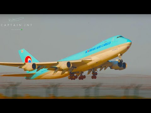 Pesados ​​da tarde do Aeroporto Internacional de Shanghai Pudong Ft A380s, B747s B777s, B787s.