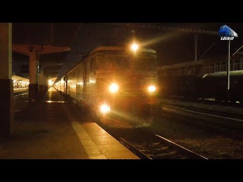 Generalu` 060-EA 40-0394-7 & Creata LE5100 40-0721-3 in Gara Cluj Napoca Station [Evening Edition]