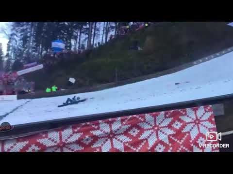 Upadek piotra Żyły w pierwszym konkursie sezonu w Wiśle (krwawi)