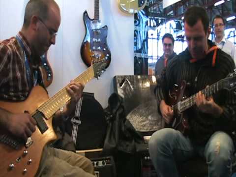 GUITAR EIGHT STRING - EDUARDO SANCHEZ & ISRAEL SANDOVAL IN COMUSICA 2009 MADRID