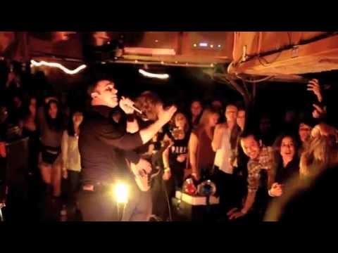 Future Islands LIVE at Pappy & Harriet's