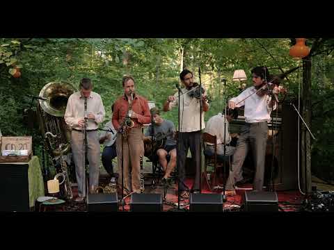 FROG AND HENRY - A Thousand Goodnights - Walter Donaldson (1934)