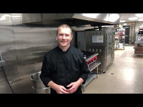 Grillin' a Burger, Medium Well "Like A Pro Cooking"...