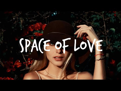 Julian Slink - Space of love (Lyrics)