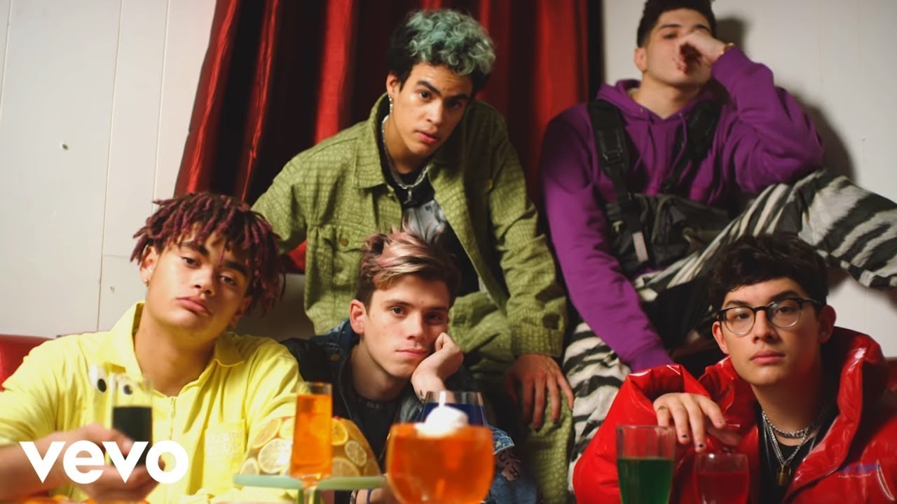 PrettyMuch — Jello