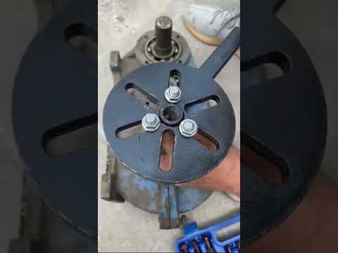 Universal Bearing Puller