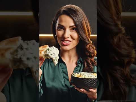Topli dip od sira i spanaća – zapečeno predjelo za umakanje 🥖🧀