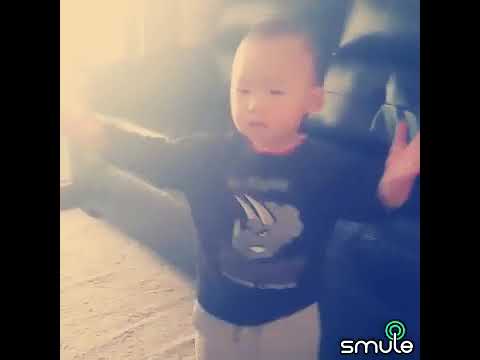 Ntuj E me leej ntxhai