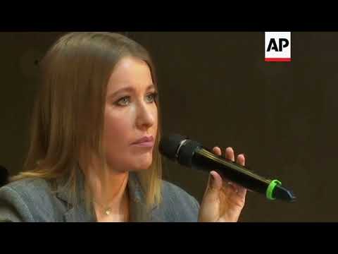 Russian presidential hopeful speaks for political prisoners