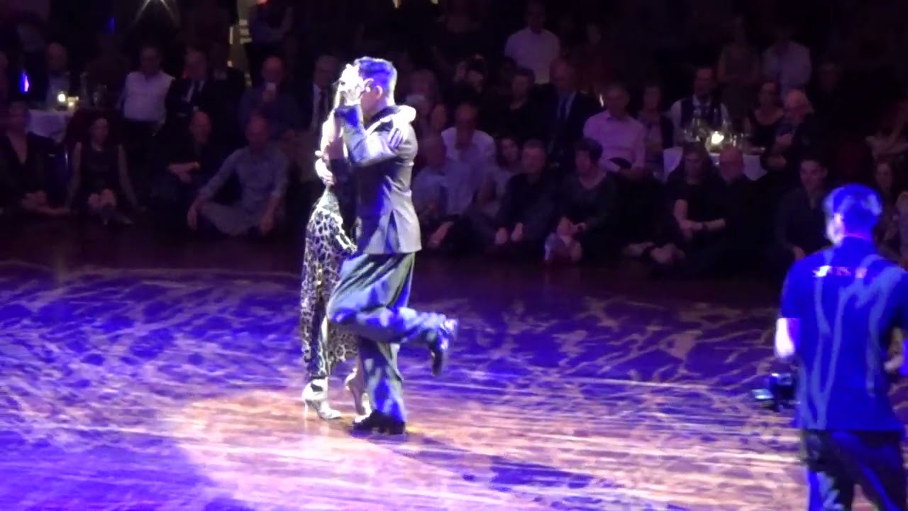 2023.11.11 Michael Nadtochi & Elvira Lambo (1/2)