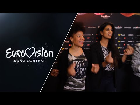 Mélanie René sings Time To Shine unplugged (Switzerland)