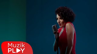 Göksel - Aşkın Yalanmış (Official Video)