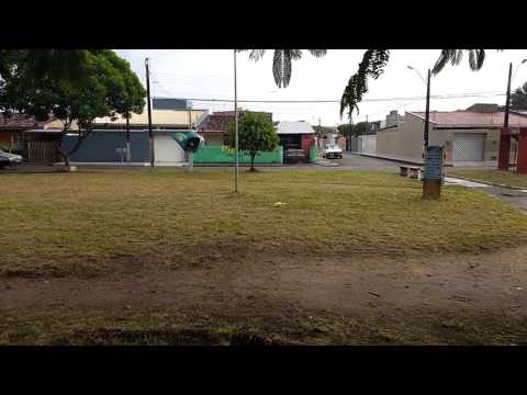 Praça no Salvador Lyra está limpa e bem cuidada