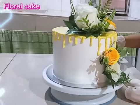 #floralcakedesign @sabinas Home made cakes by Sabina jacob ✨