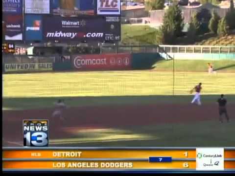 Broxton working his way back to Dodgers