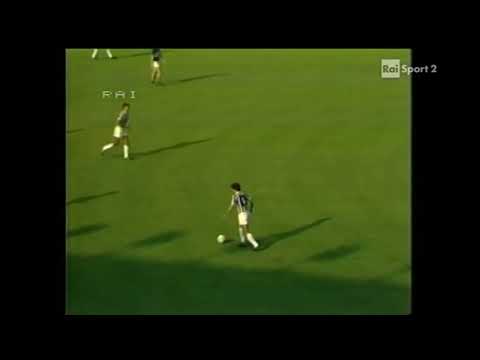 Cabrini, Gentile and Scirea vs Sampdoria (Away) - Serie A 1982/83