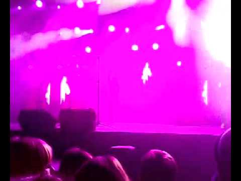 Ewa Farna - Břehy ve tmách - MEGAKONCERT Třinec 11.03.2011