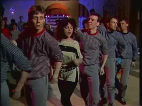 Lucie Bílá - Neposlušné tenisky (HD)