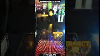 池袋で腕を上下に振り続ける人 #dancerush_stardom #ダンスラ #ネタプレイ #Vamoabailar
