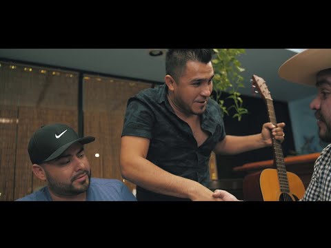 Gerardo Diaz Y Su Gerarquia - Pa' Los Mal Agradecidos (Video Oficial)