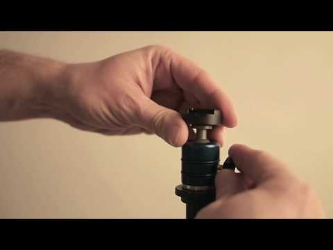 Novoflex Neiger 19 Kugelkopf mit Blitzschuh - by www.enjoyyourcamera.com