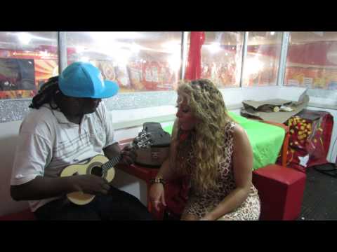 Adrhyana Rhibeiro - Passando harmonia de  Direitos Iguais