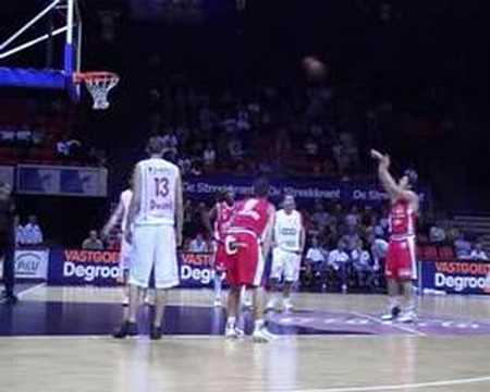 47 03-10-07 BvB BCO-Ninane - Vrijworpen Veselin Petrovic.mpg