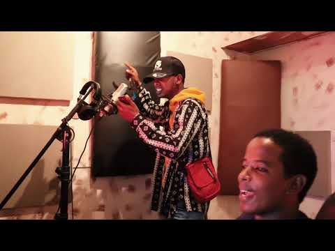 Jamaali - au studio