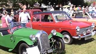 preview picture of video 'New Milton Classic Car show, July 13th   2013, New Milton, Hampshire, England  ( 4 )'