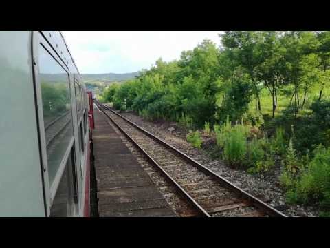 Trenul IR - 1746 - Baia Mare ~ Bucureşti Nord filmat din IR - 1945 - Mangalia ~ Satu Mare