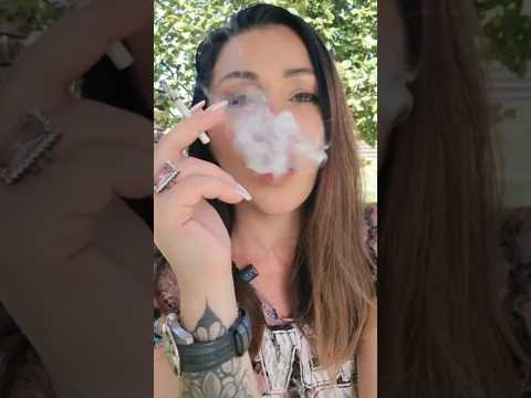 🚬 Fumar 🚬 vs 📱 TikTok📱 #fumar #asmrsound #tiktok