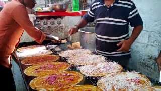 preview picture of video 'Hanuman Tekdi's Special Paneer Butter Masala Dosa, Hyderabad'