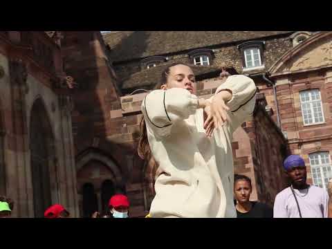 Strasbourg amazing flash mob