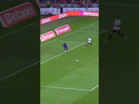O HUGO SOUZA DEVE TER DADO UM ESPORRO FEDERAL NO GABRIEL PAULISTA DEPOIS DISSO! #shorts