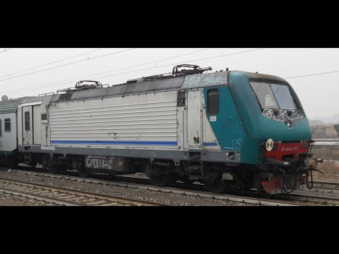 E.464-195 + CARROZZE MDVC TRENORD SOSTA STAZIONE DI SESTO SAN GIOVANNI