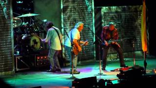 Neil Young and Crazy Horse,  Walk Like A Giant