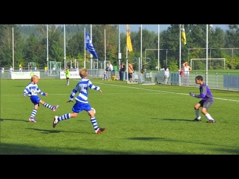 Oliveo E1 - HMC E1 voetbal voor de Beker