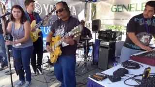 Video thumbnail for Mackie DL32R at NAMM 2015 by Mackie Singapore