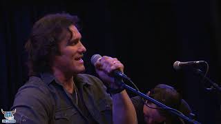 Joe Nichols - Gimme That Girl at 98.7 The Bull | PNC Live Studio Session