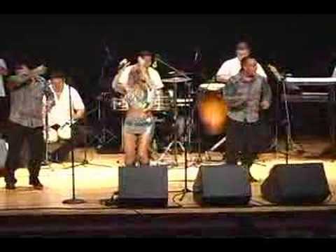 CAROLINA LA O - Reencuentro con "Los Gemelos" LAS MUCHACHAS  Y  JUANCITO TRUCUPEY