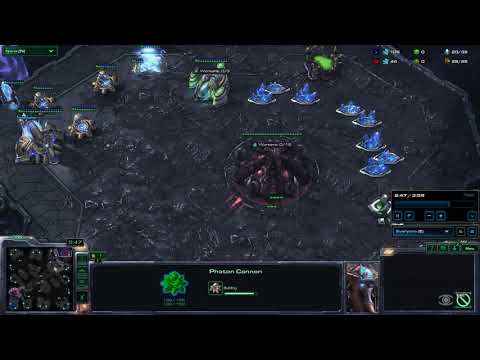 Sc2 - countering cannon rush with a proxy hatch in silver/gold.
